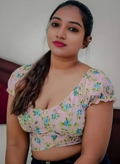 female Call Girls in Delhi